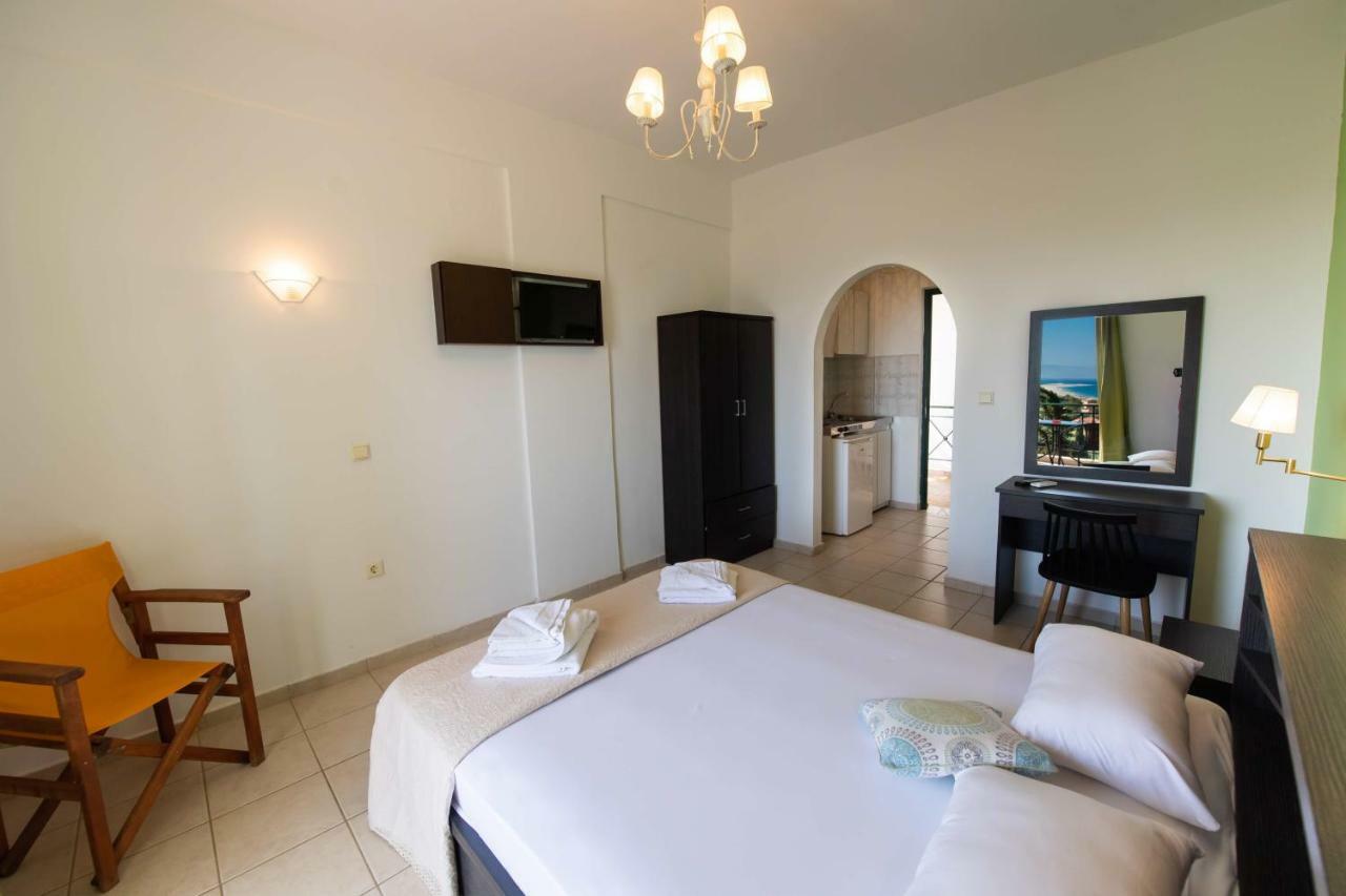 Bella Casa Studios Frinion Bagian luar foto