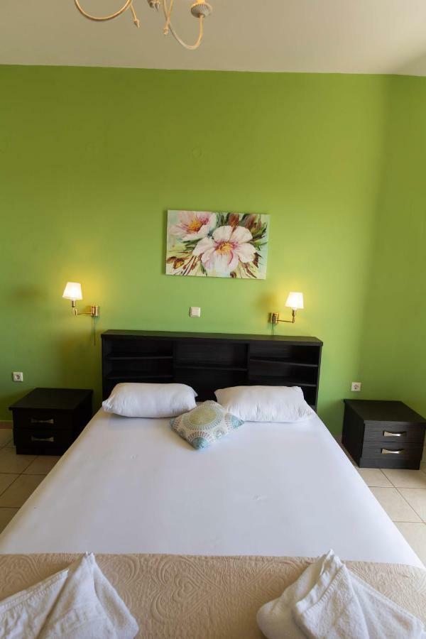 Bella Casa Studios Frinion Bagian luar foto